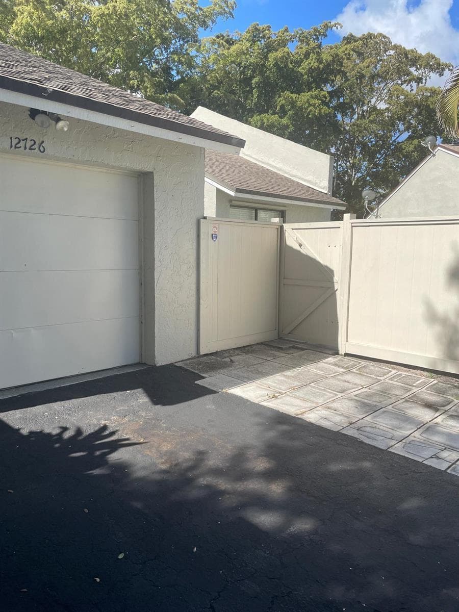12726 Spinnaker Lane photo 22