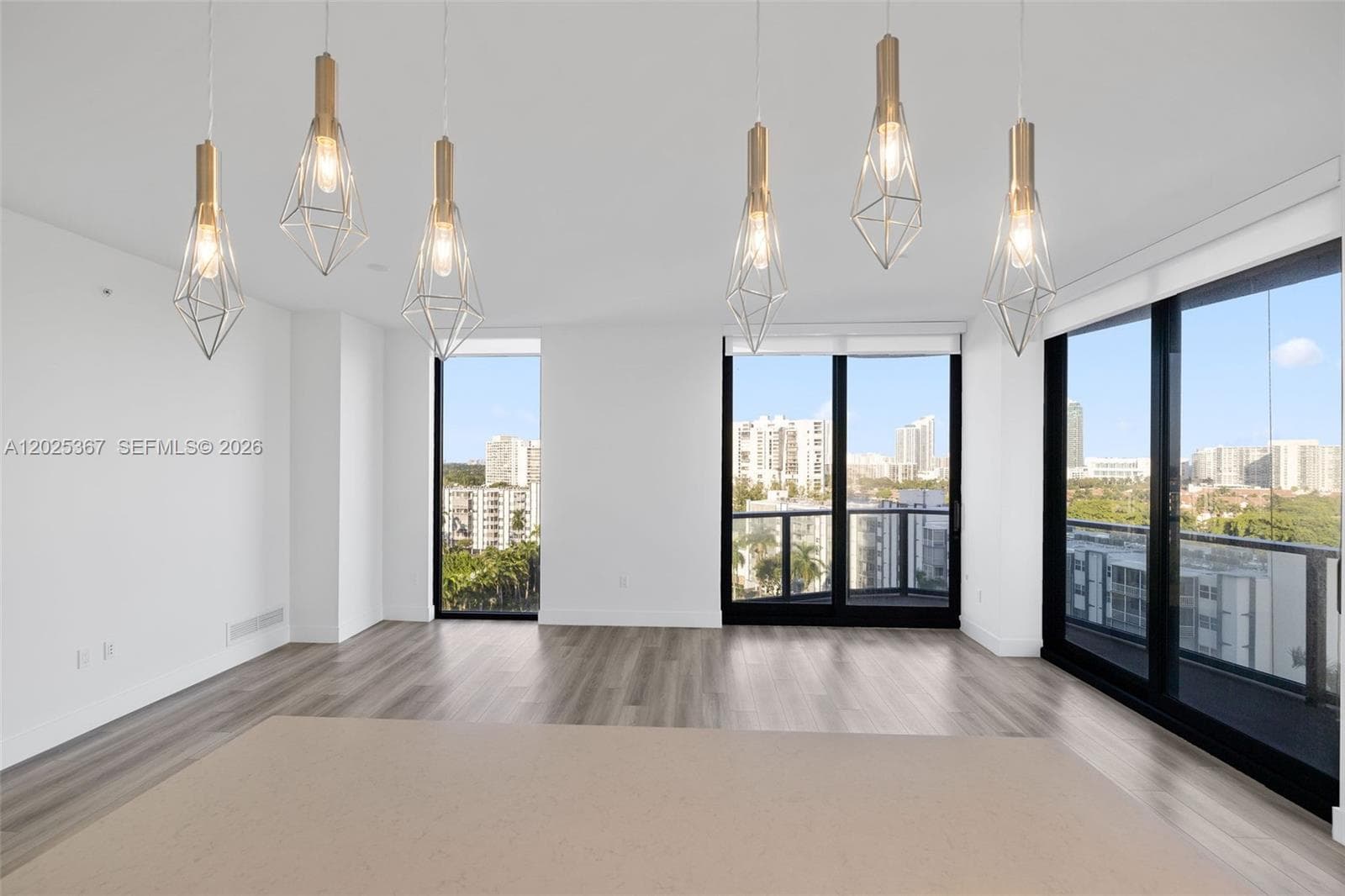 101 Diplomat Pkwy 2102 photo 7