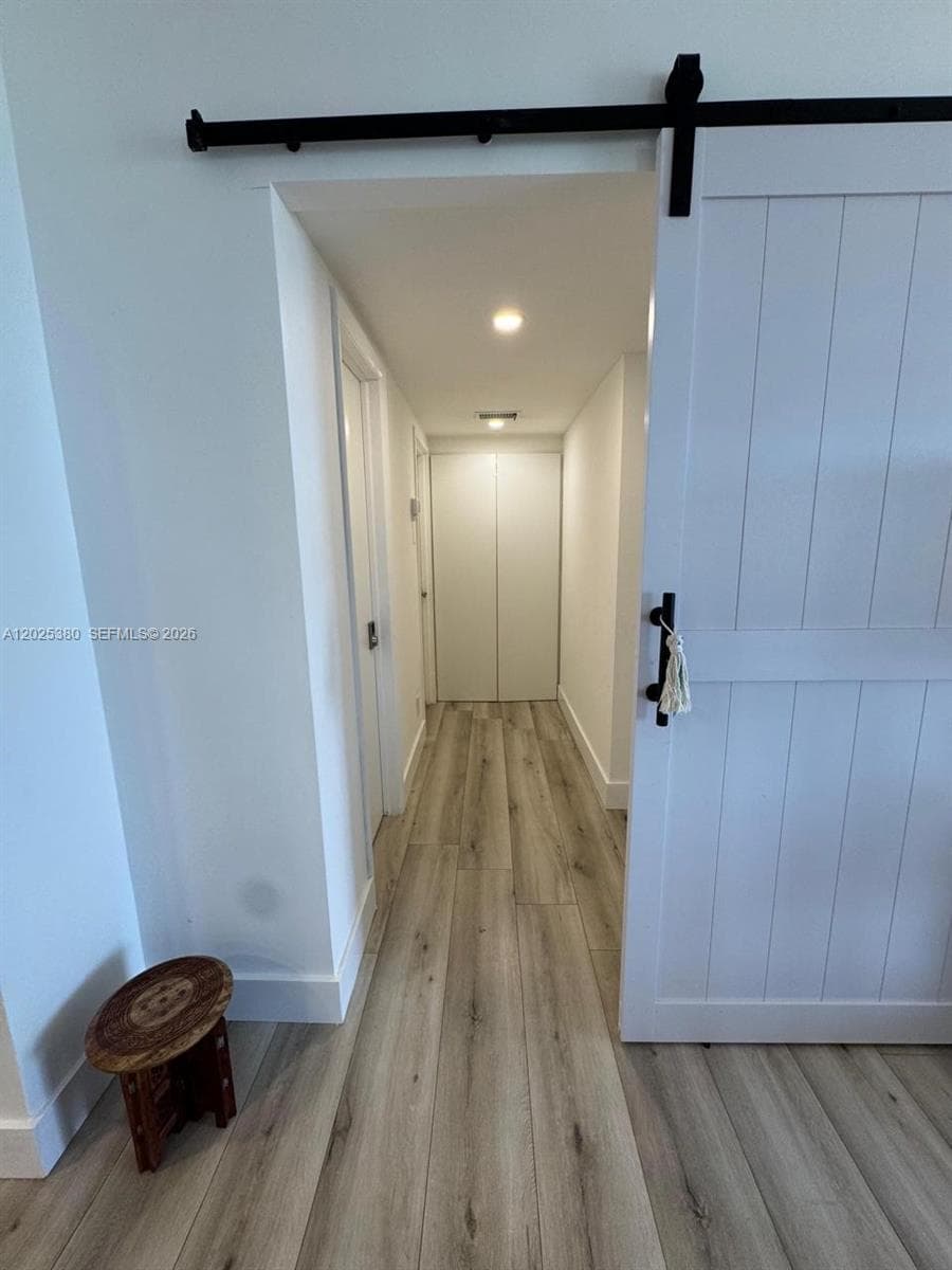 5401 Collins Ave 920 photo 16