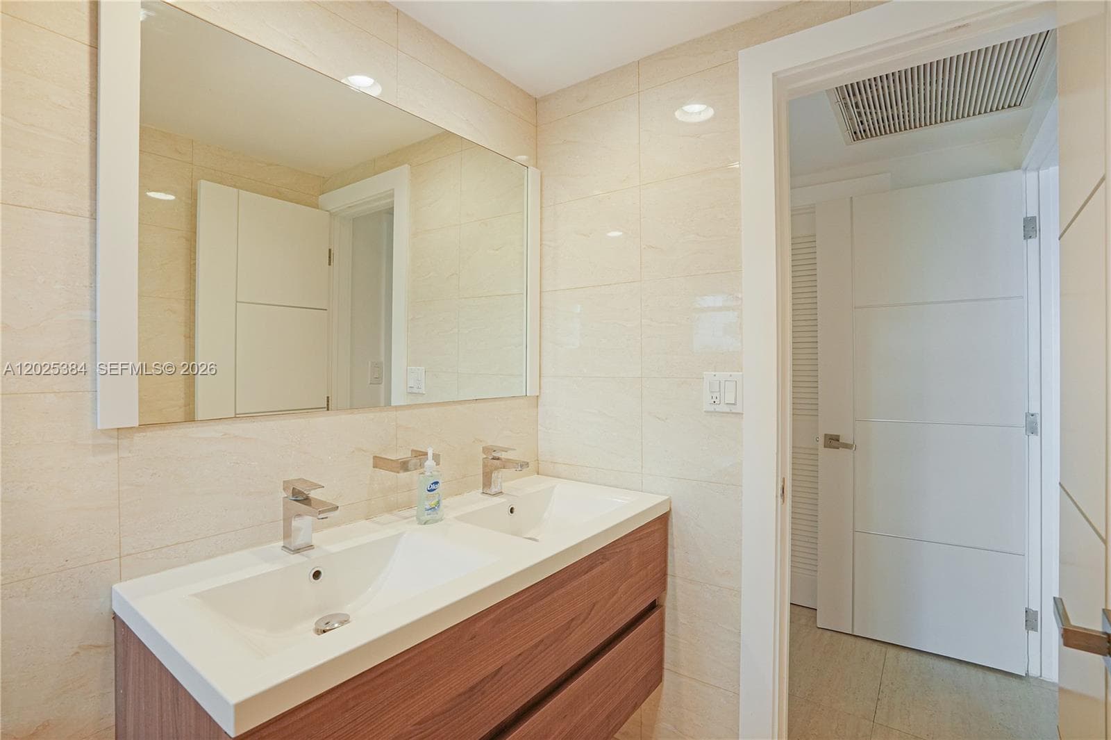 4001 S Ocean Dr 3P photo 15