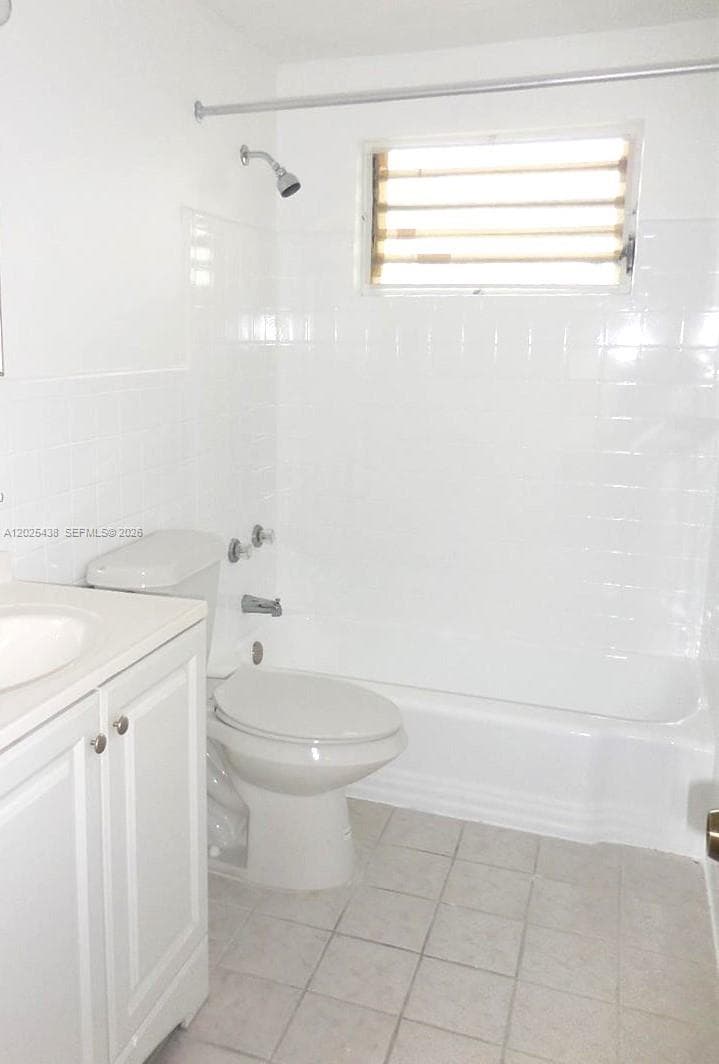 8040 Tatum Waterway Dr 2 photo 7