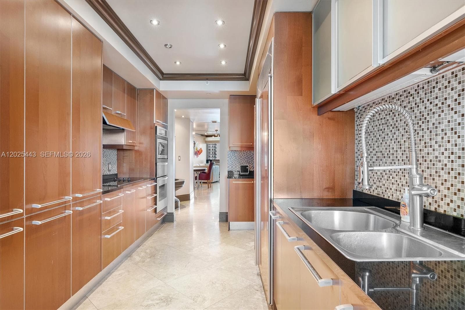 3101 Ocean Dr 2707 photo 15