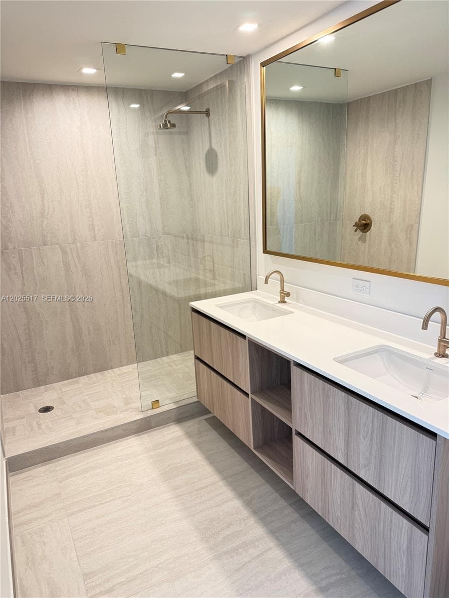 77 SE 5 2307 photo 12