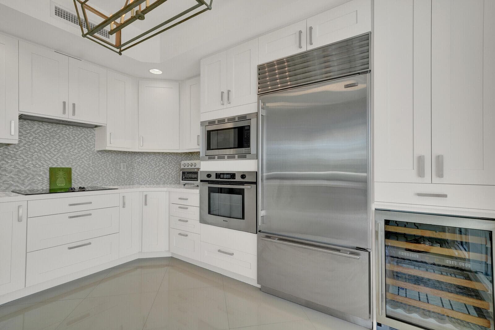 2700 N Ocean Drive Unit 406b photo 16