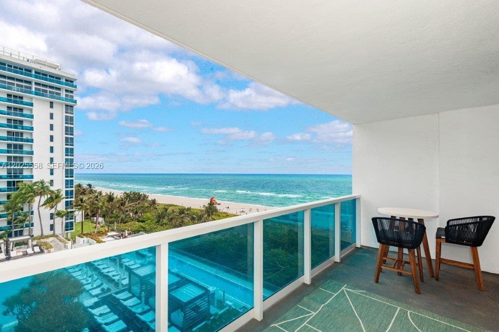 2301 Collins Ave 811 photo 23