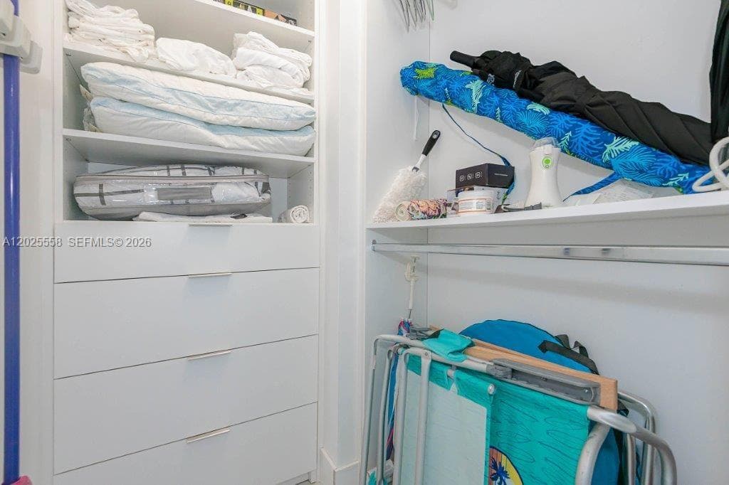 2301 Collins Ave 811 photo 22