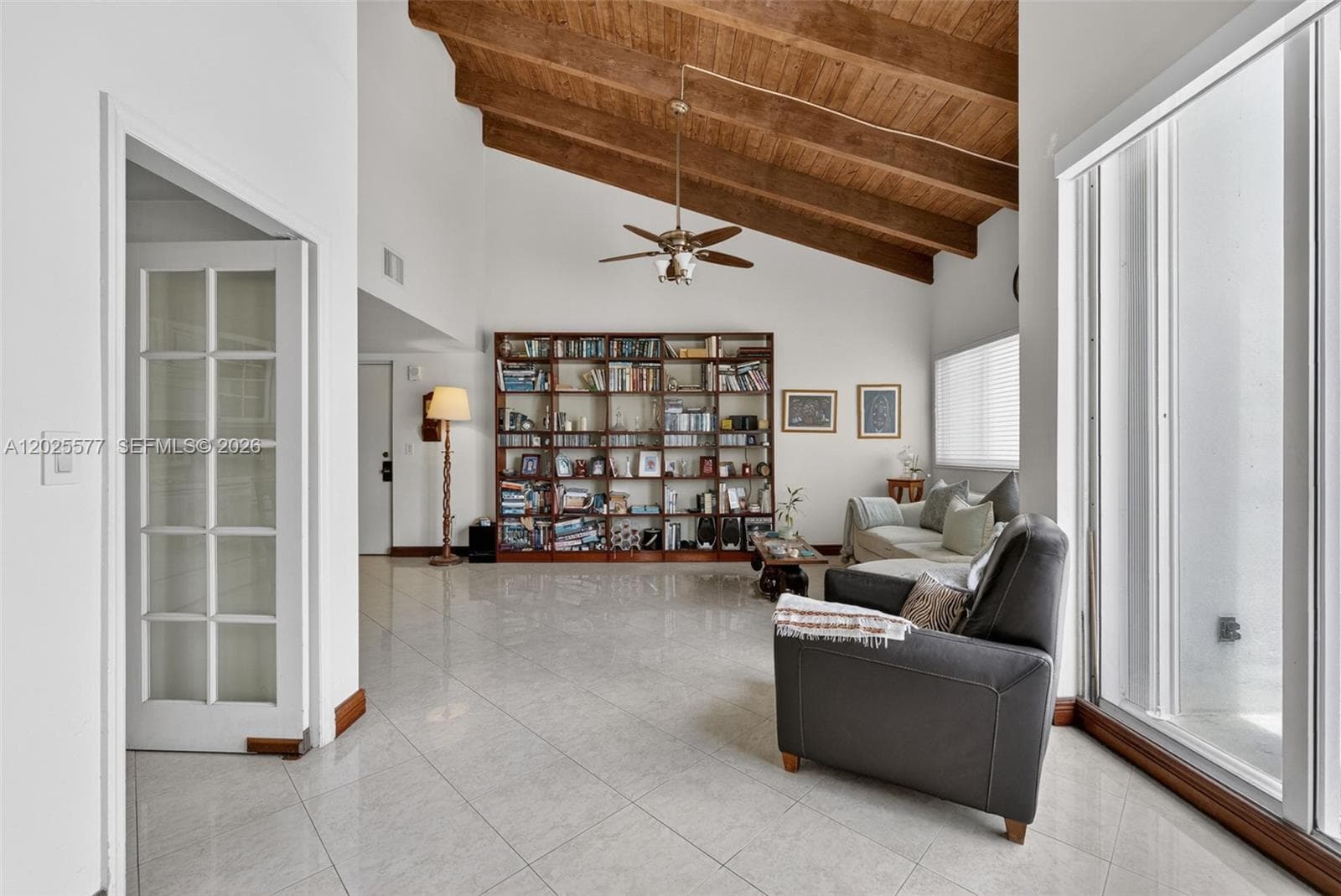 50 Ocean Lane Dr PH601 photo 5
