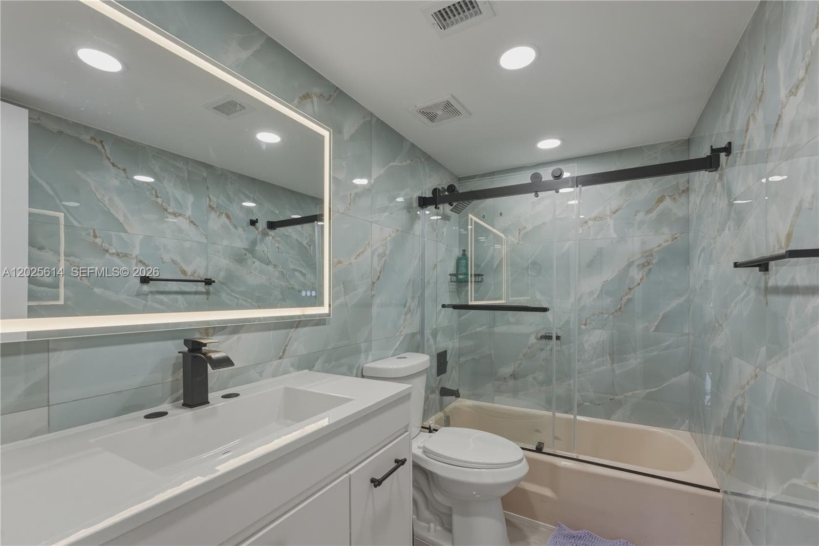 3702 NE 171st St 17 photo 15