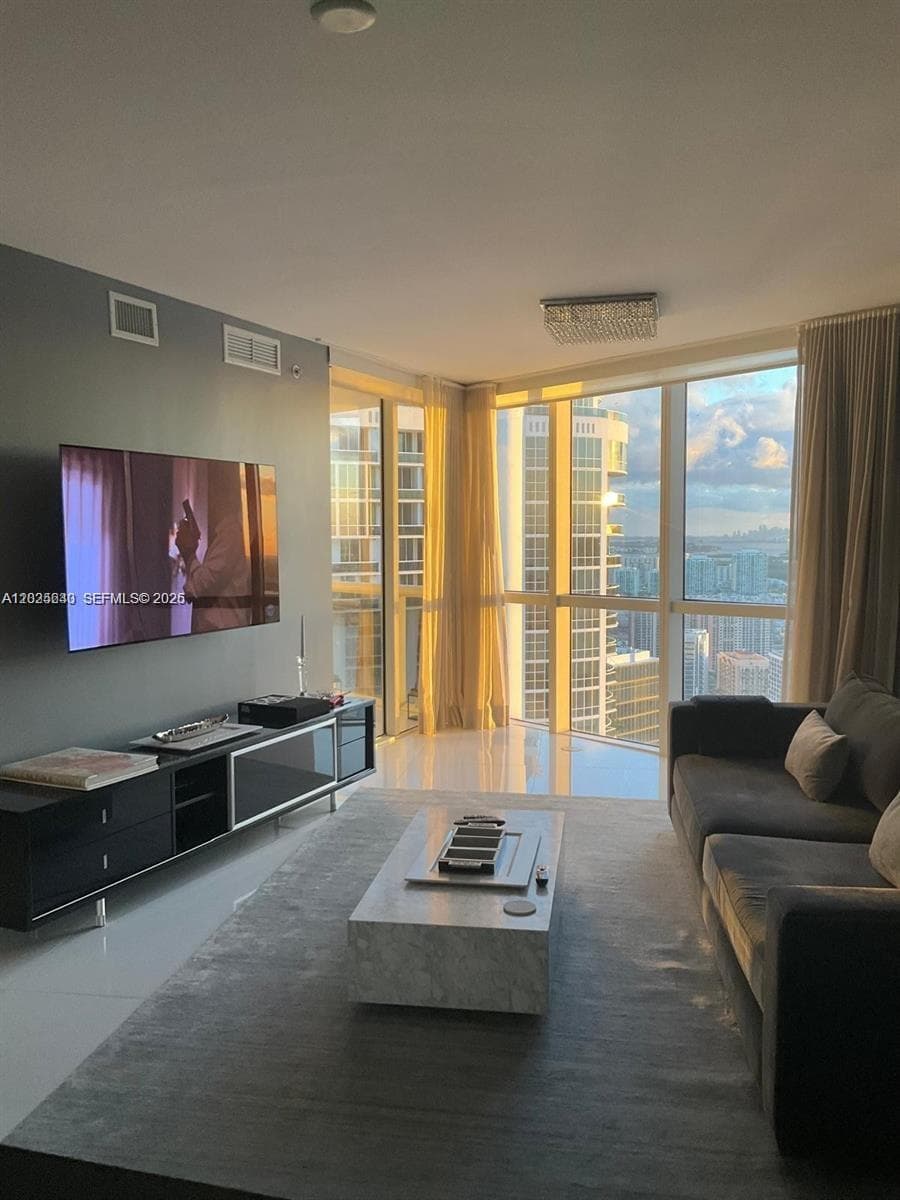 18201 Collins Ave 5303 photo 1