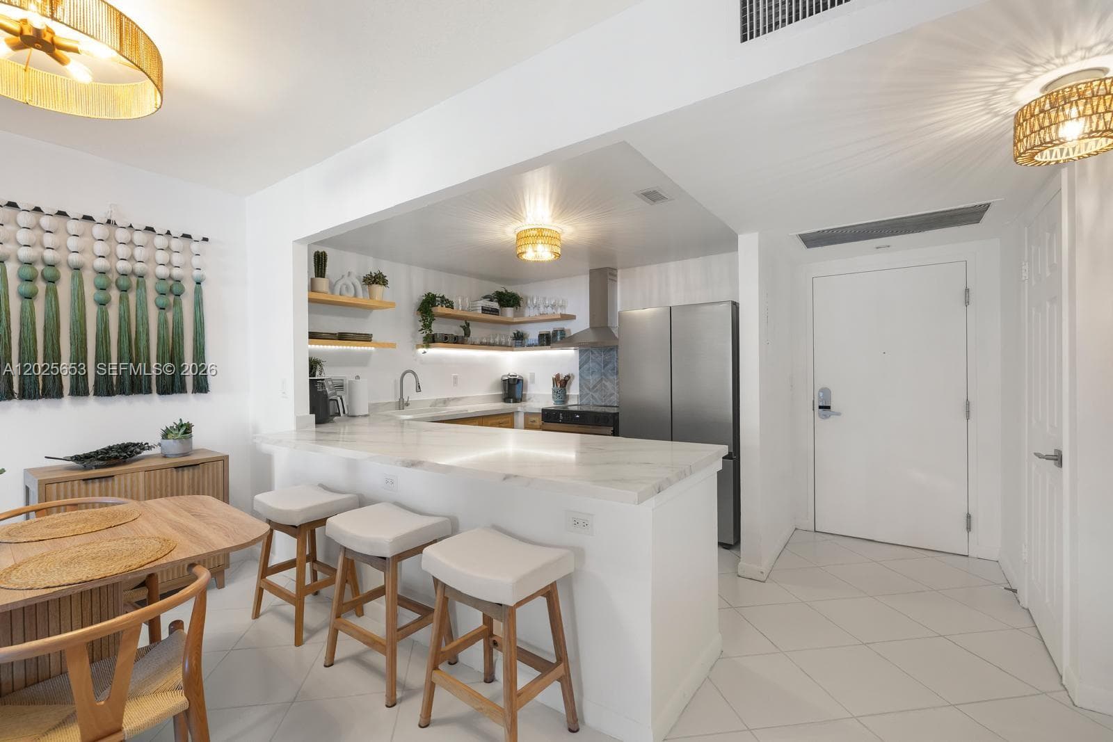 2301 Collins Ave 519 photo 17