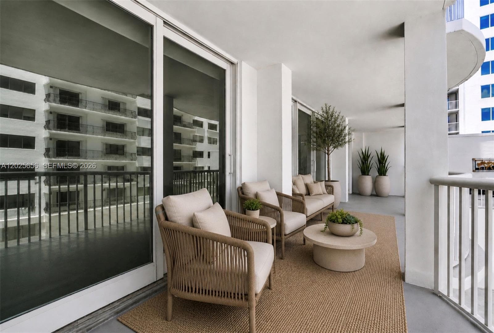 5401 Collins Ave 107 photo 2