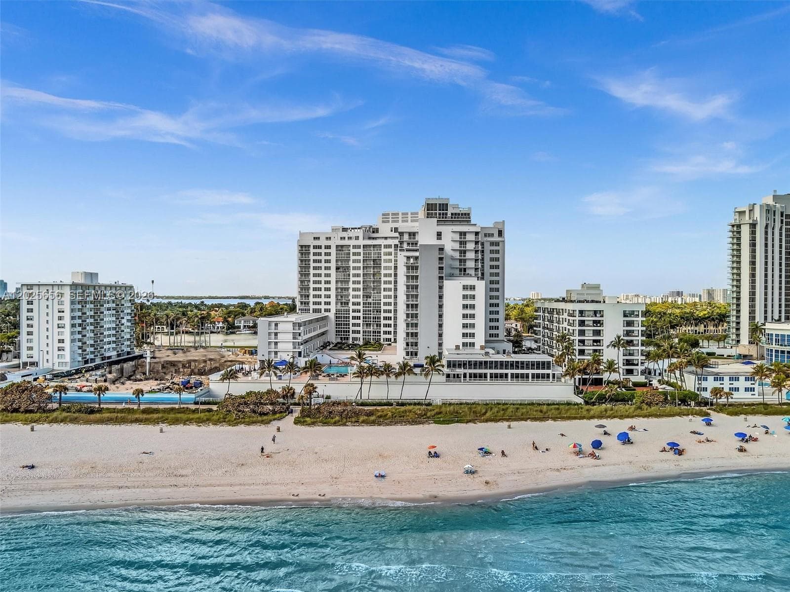 5401 Collins Ave 107 photo 3
