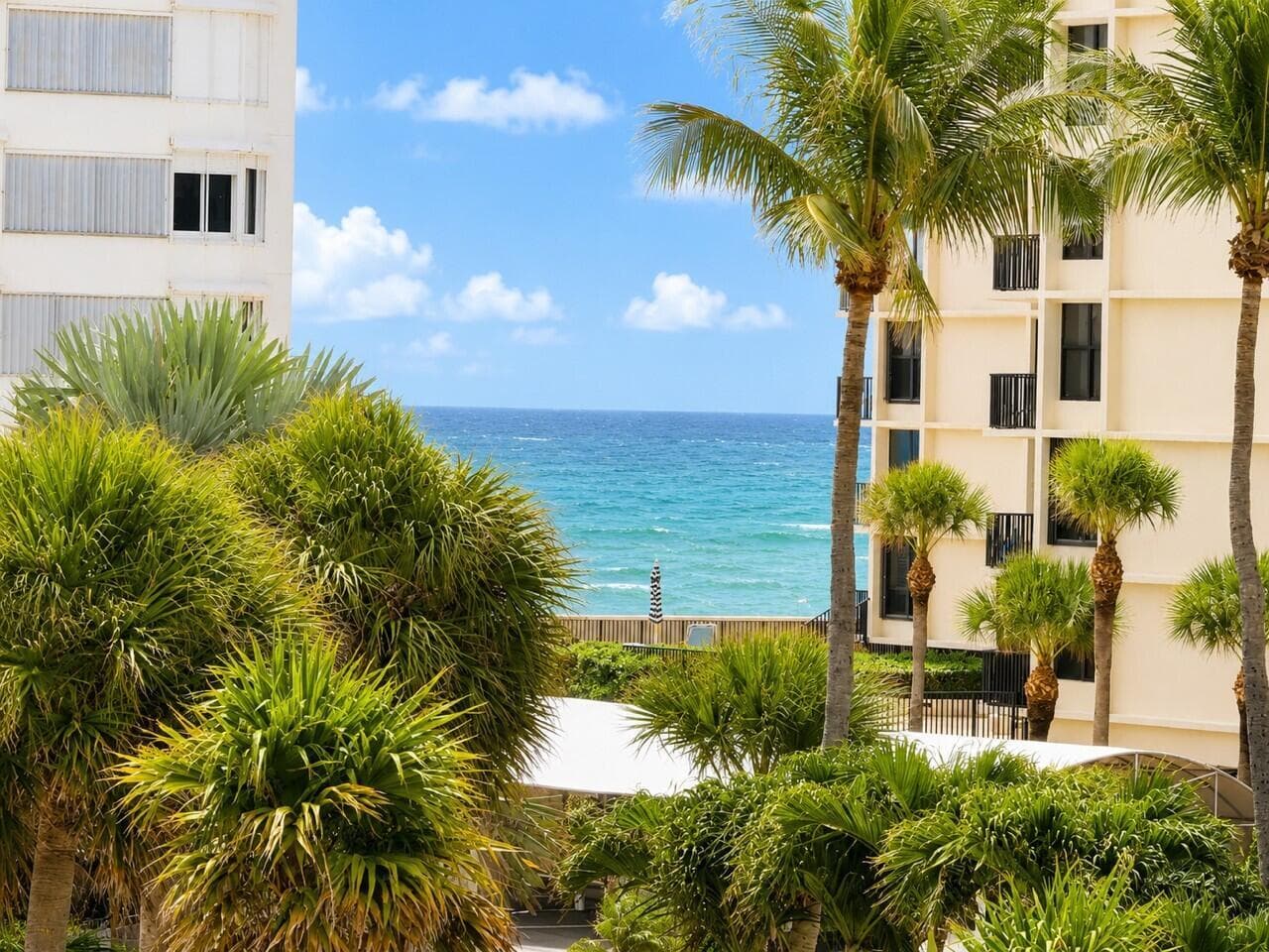 3589 S Ocean Boulevard 404 photo 22