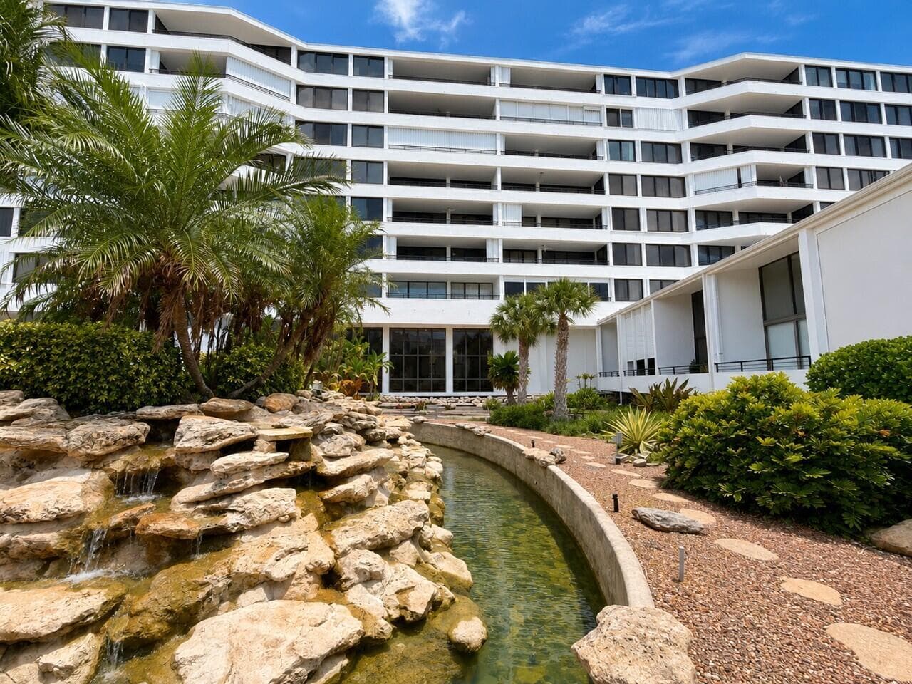 3589 S Ocean Boulevard 404 photo 1