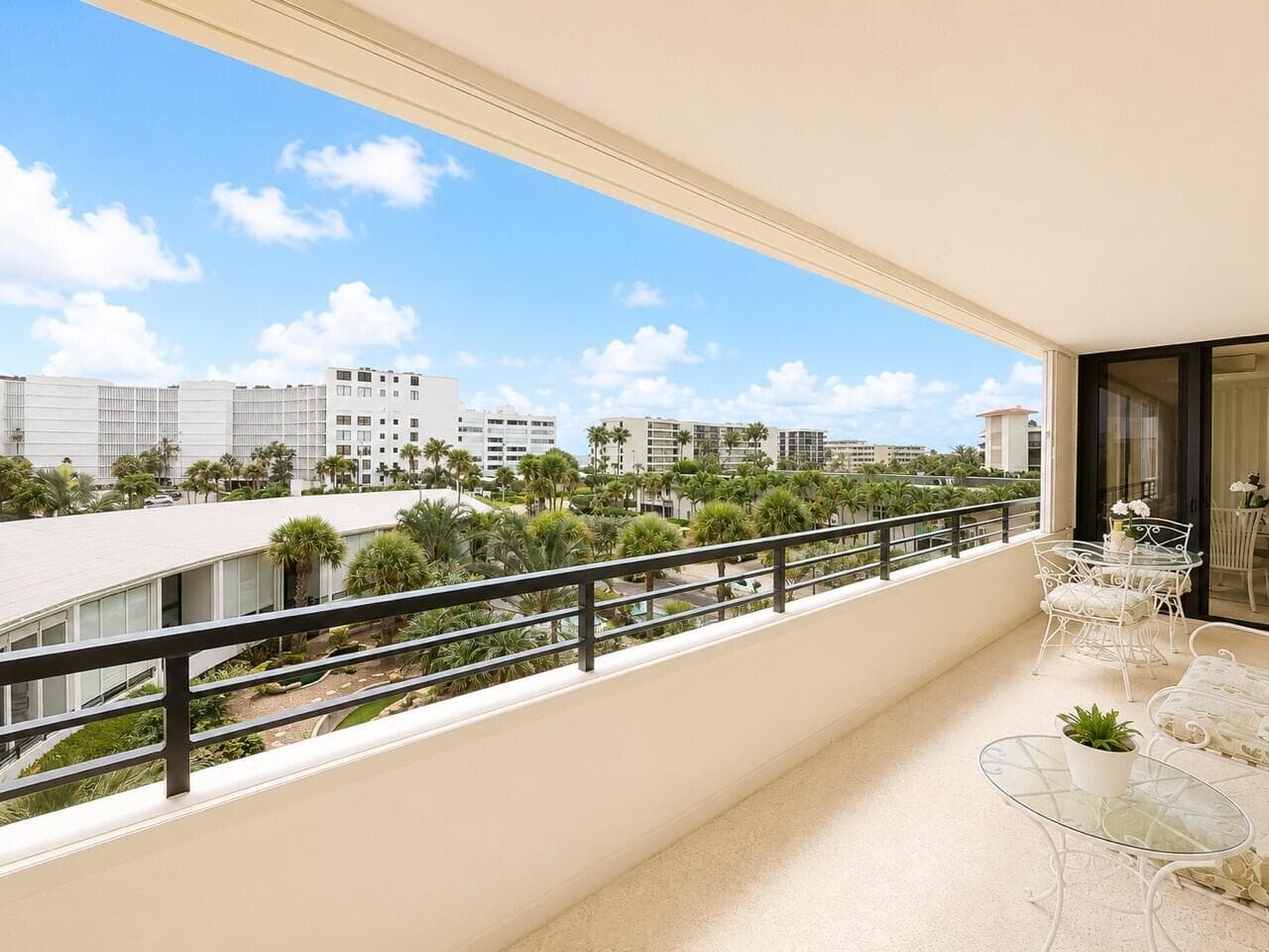 3589 S Ocean Boulevard 404 photo 21