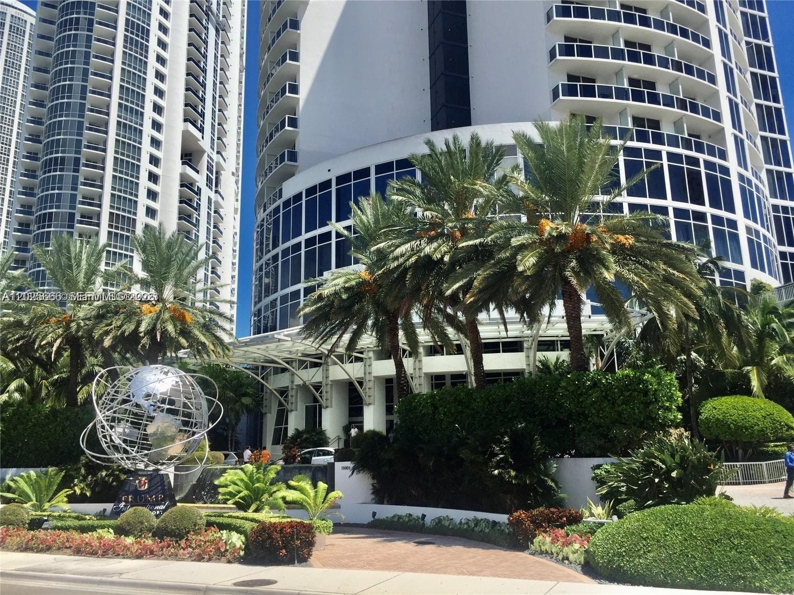 18001 Collins Ave 2118 photo 11