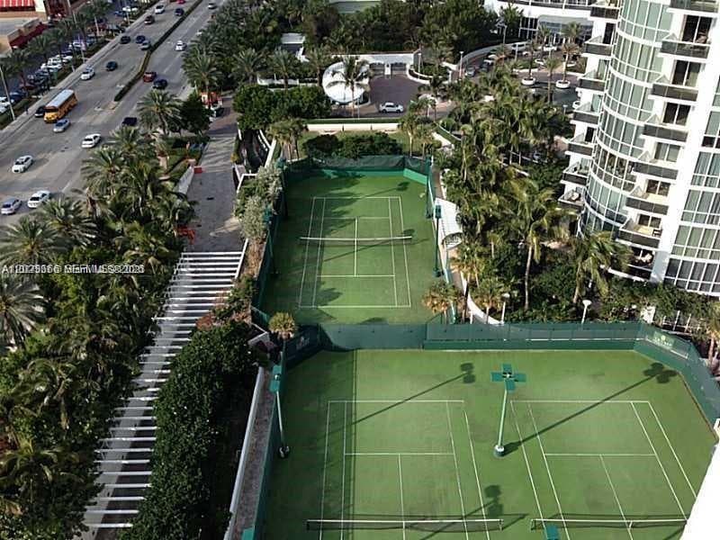 18001 Collins Ave 2118 photo 19