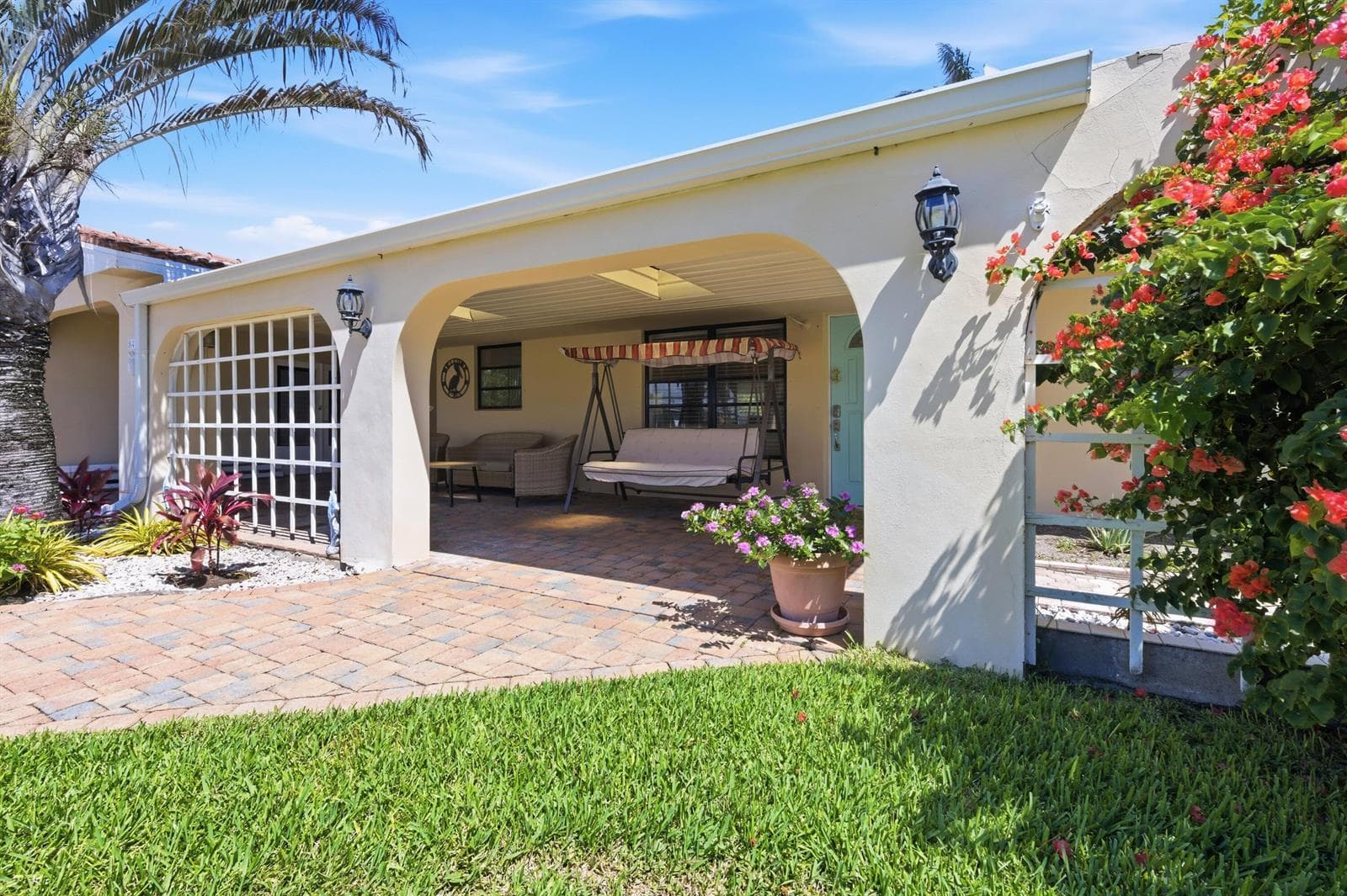 8455 SE Palm Street photo 7