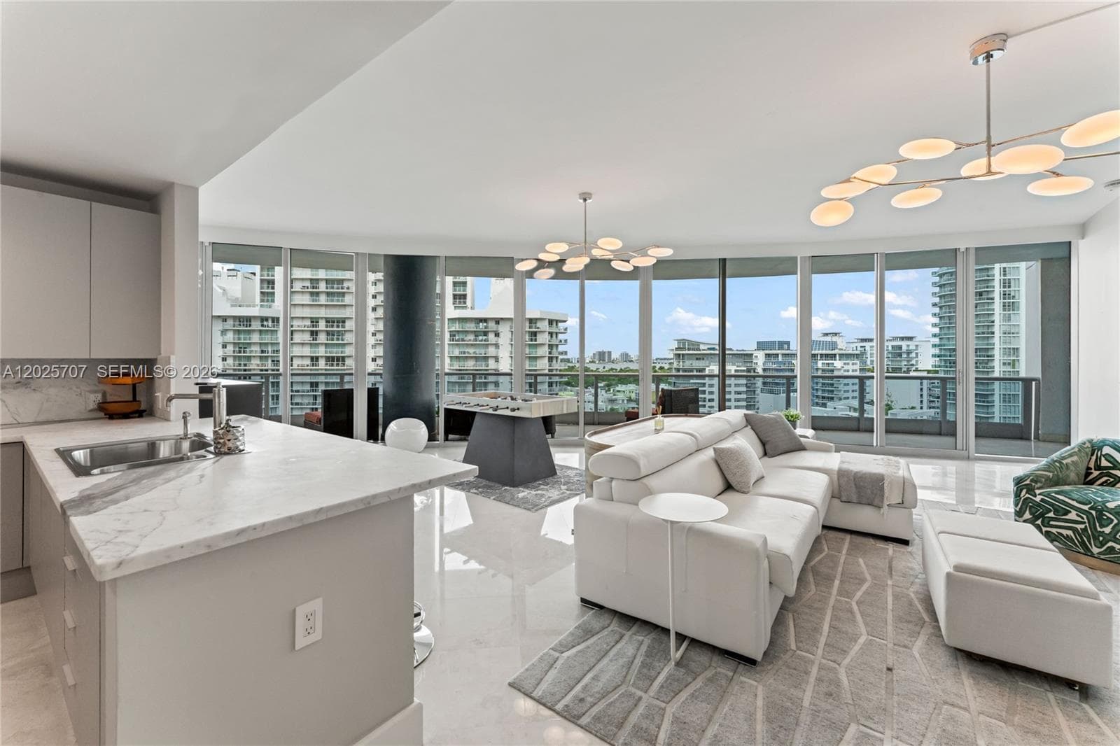 5959 Collins Ave 1201 photo 4