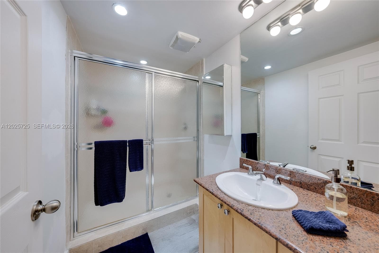 10350 W Bay Harbor Dr 4R photo 12