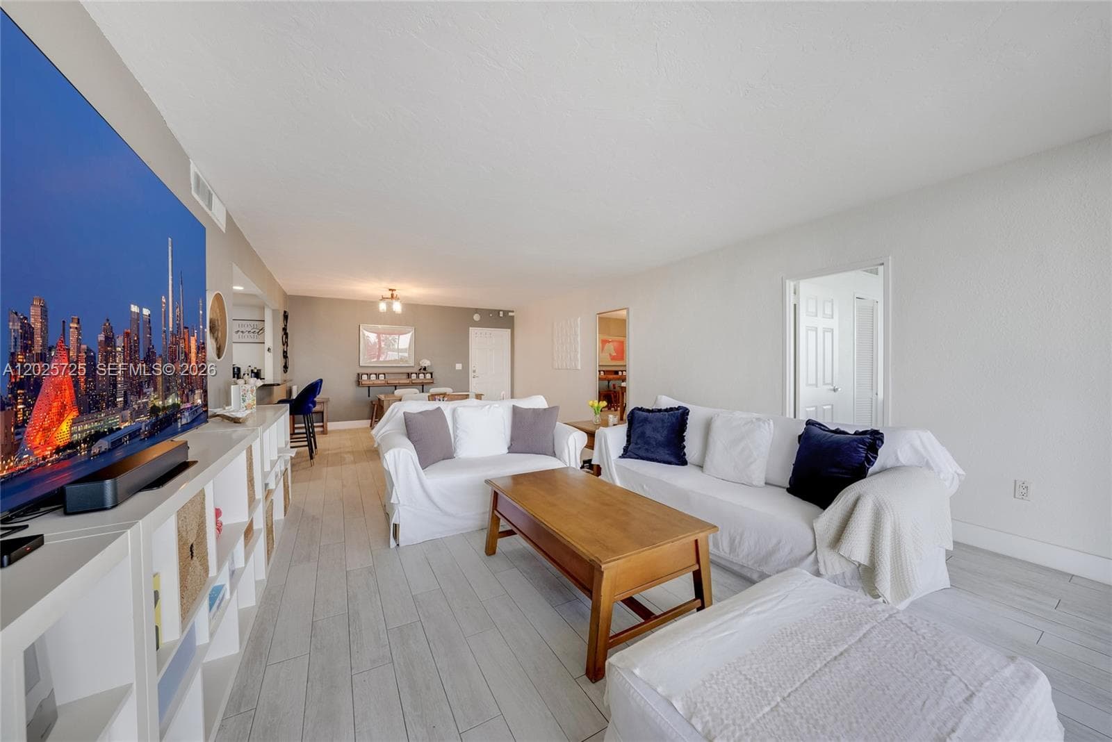 10350 W Bay Harbor Dr 4R photo 10