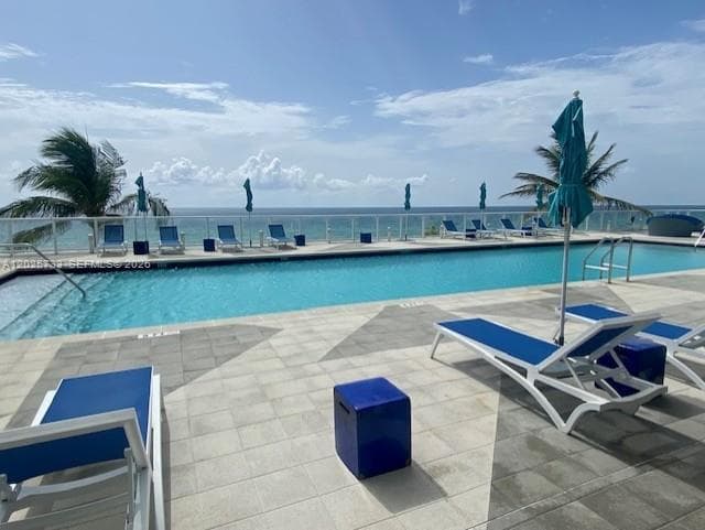 3951 S Ocean Dr 501 photo 18