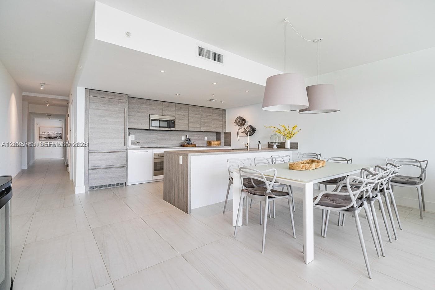400 Sunny Isles Blvd 1804 photo 10