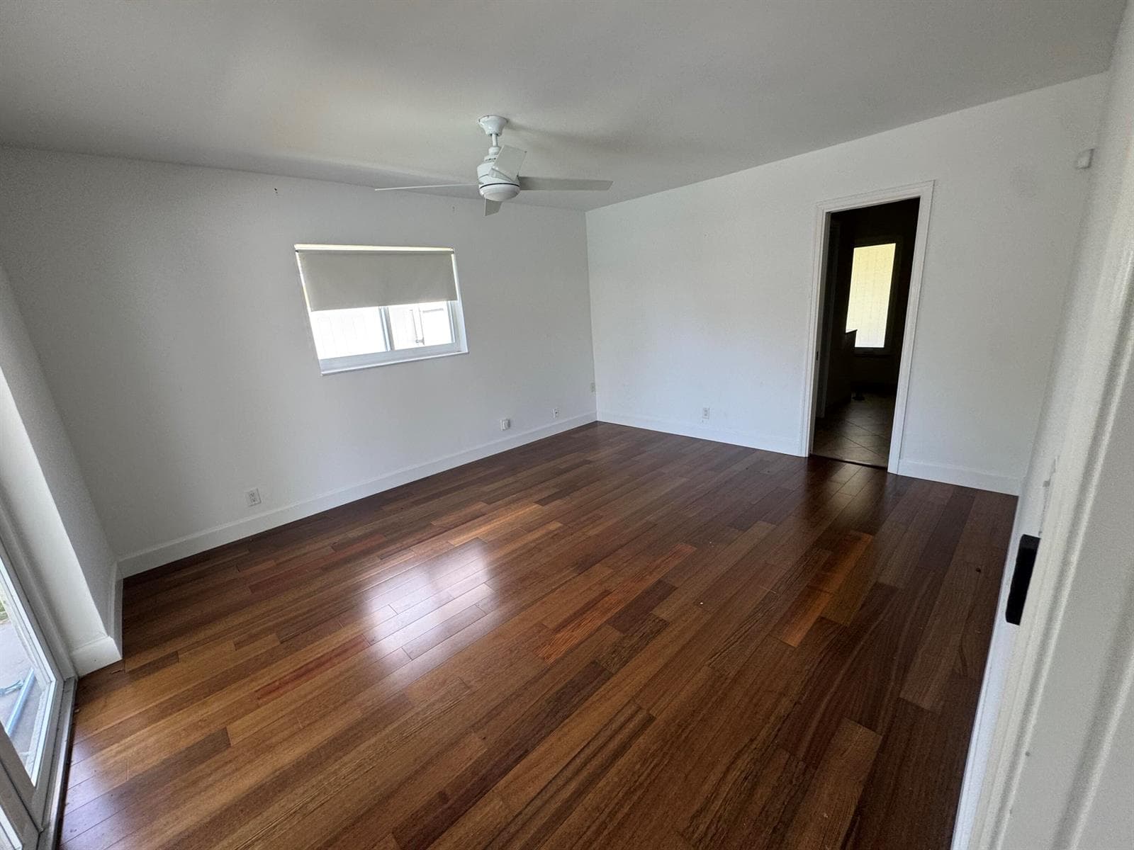 2800 NE 57th Court photo 5