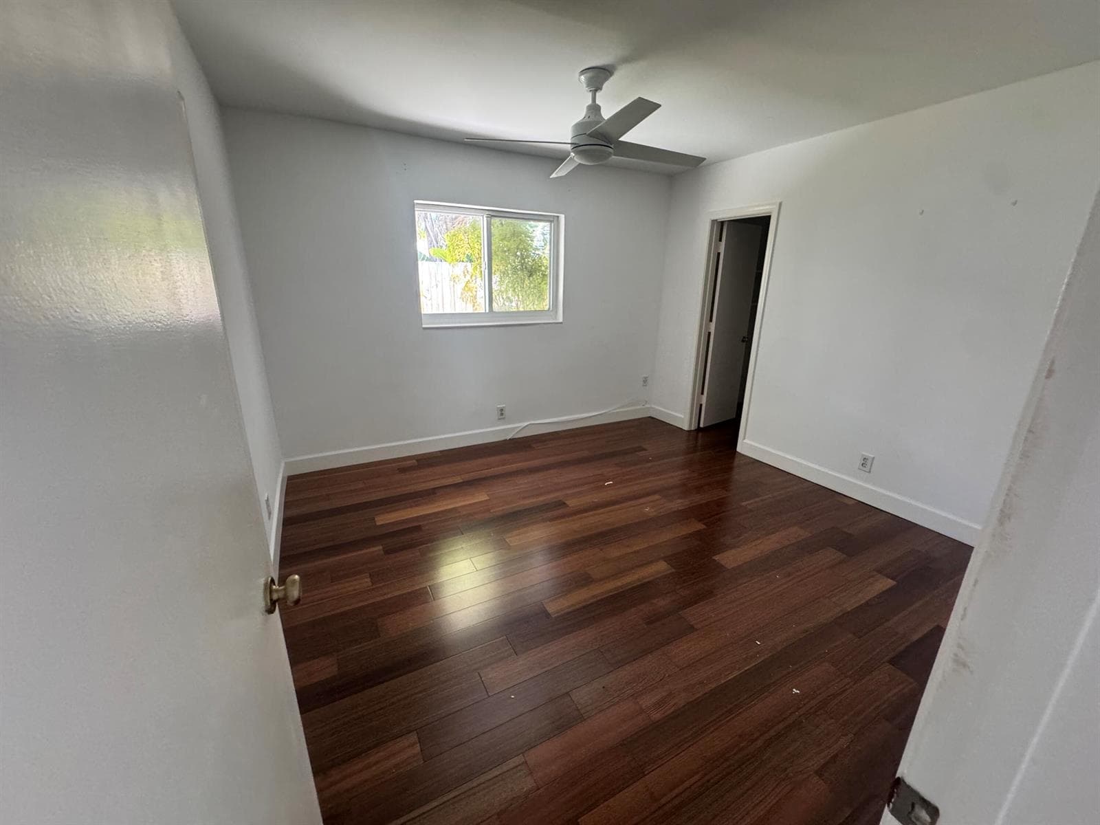 2800 NE 57th Court photo 15