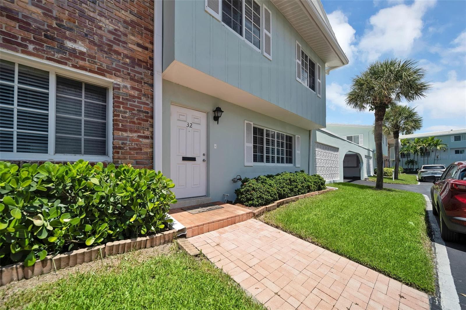 5400 N Ocean Boulevard 32 photo 1