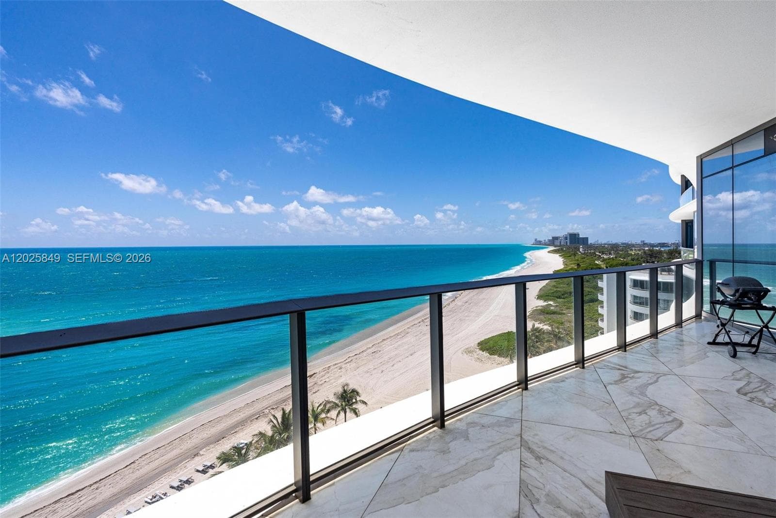 15701 Collins Ave 802 photo 22