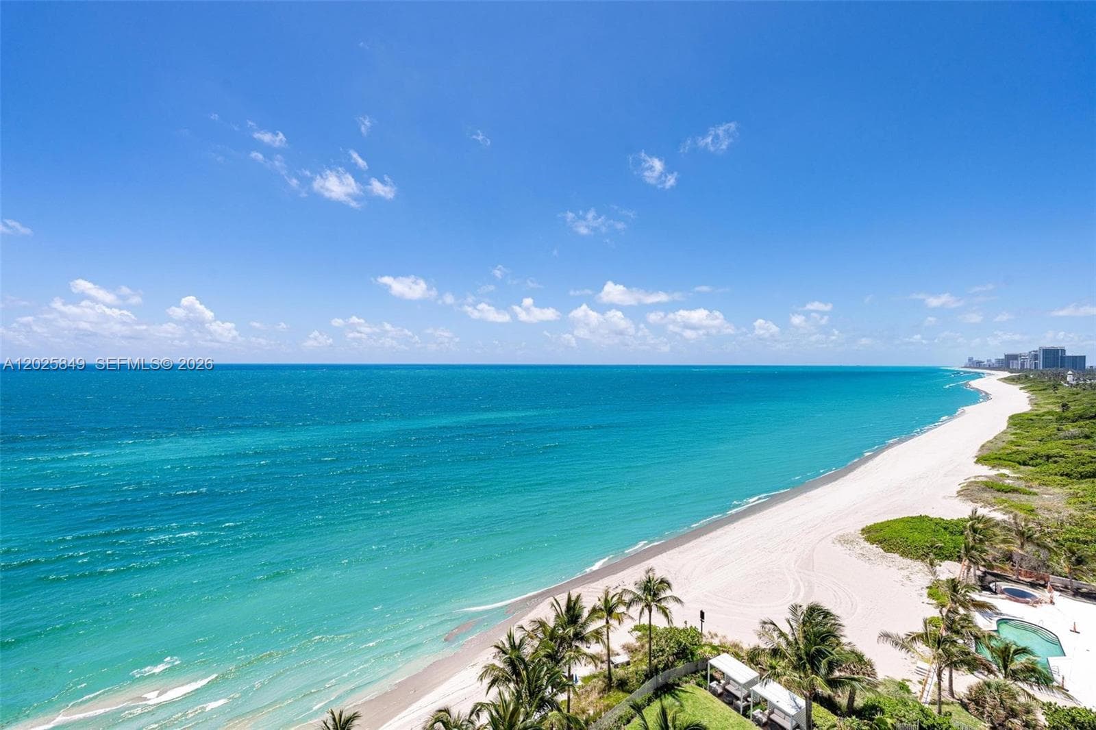 15701 Collins Ave 802 photo 25