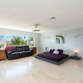 397 Laguna Avenue photo 16
