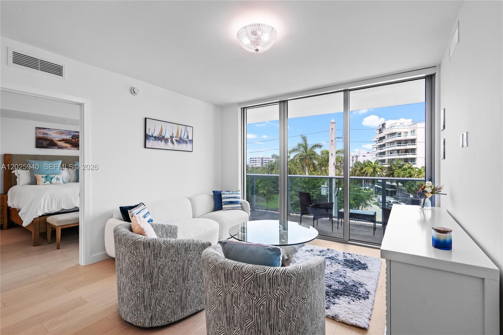 9221 E Bay Harbor Dr 408 photo 11