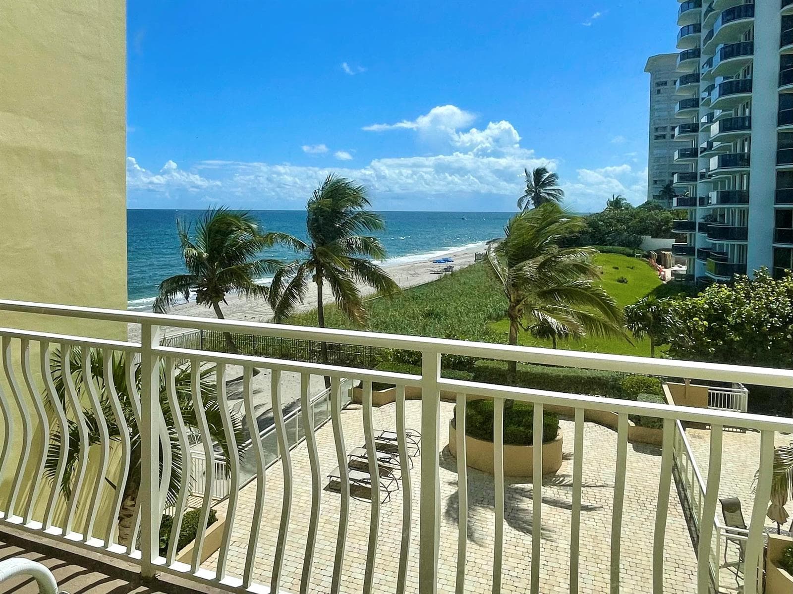 310 S Ocean Boulevard 305 photo 22