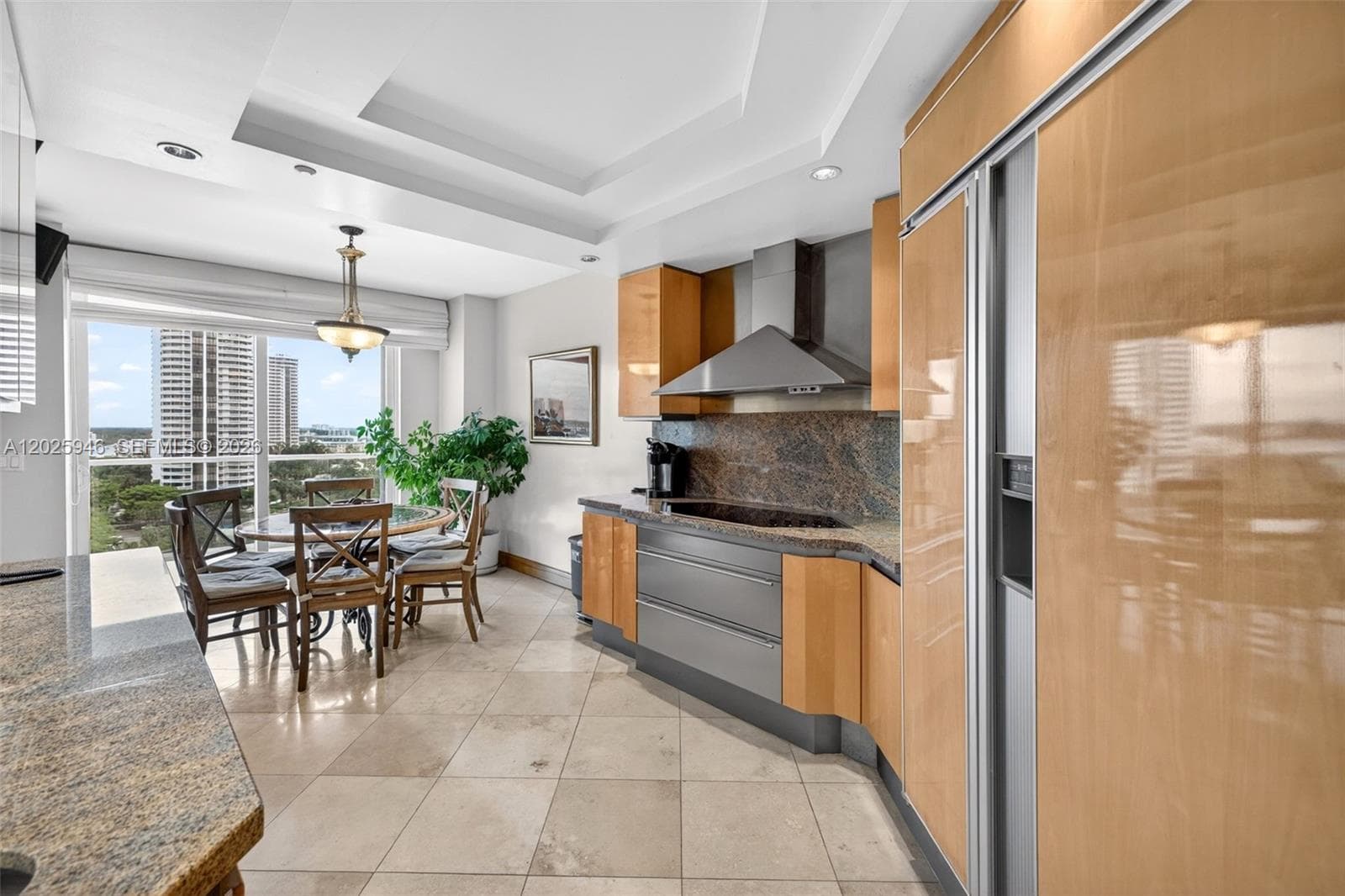 2600 Island Blvd 1202 photo 18