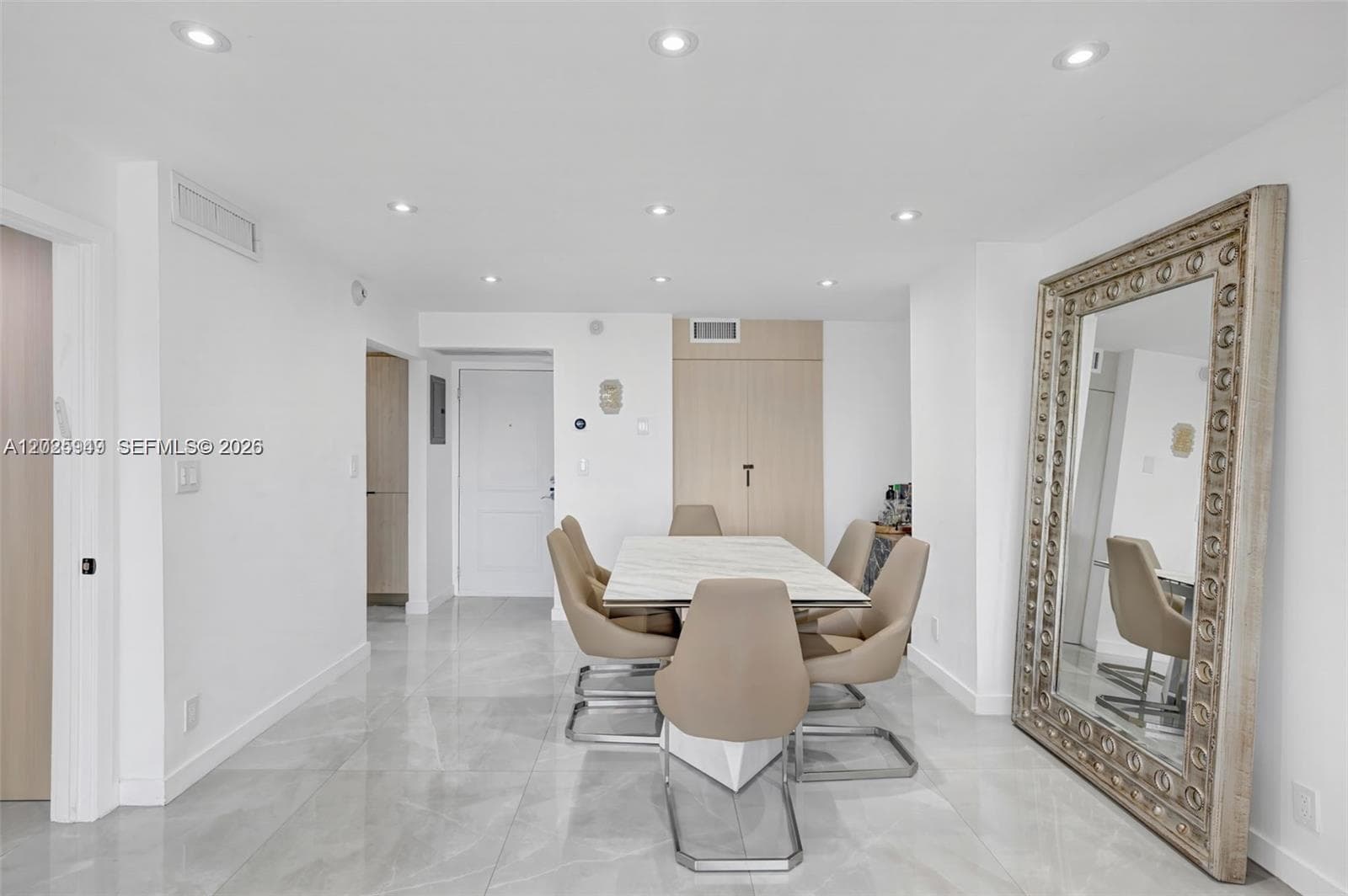 100 Bayview Dr 503 photo 10
