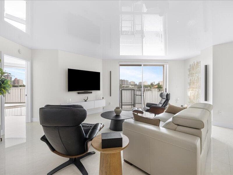 18260 N Bay Road 418 photo 2
