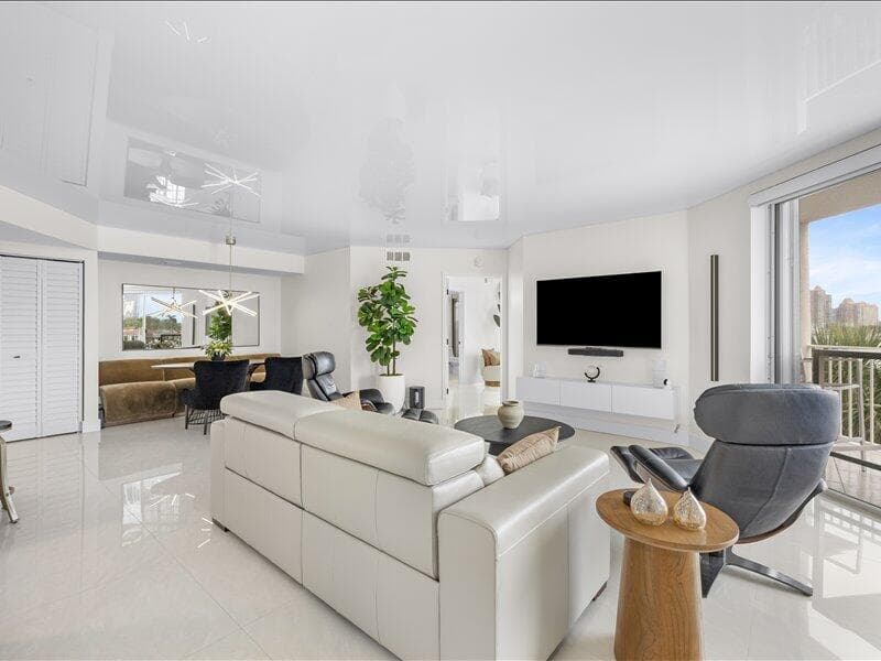 18260 N Bay Road 418 photo 6