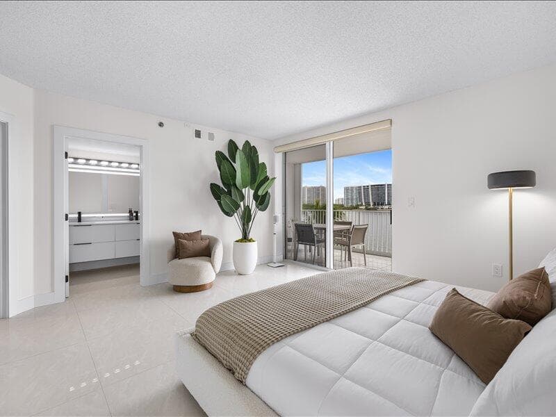 18260 N Bay Road 418 photo 22