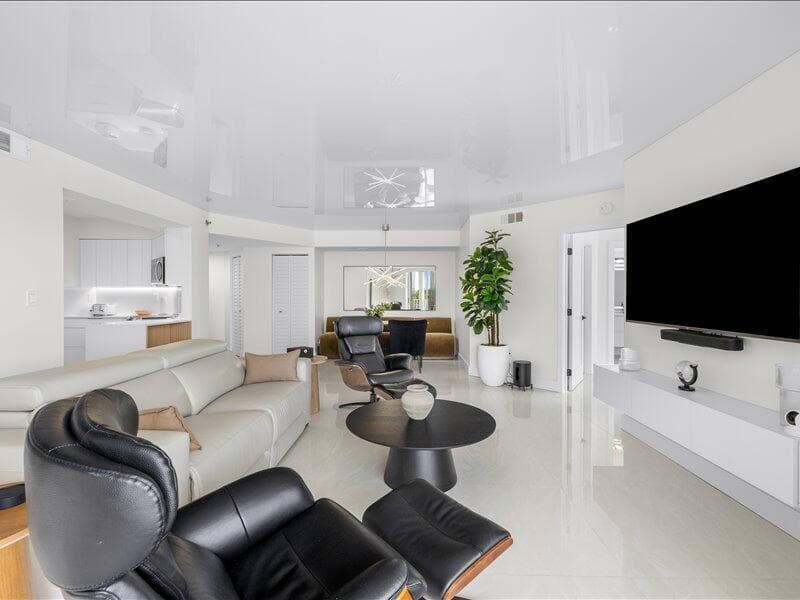 18260 N Bay Road 418 photo 7
