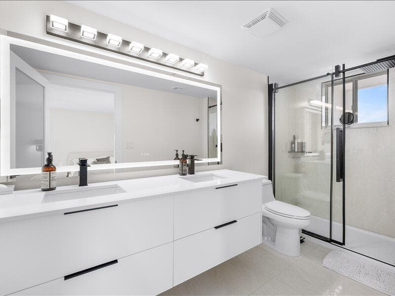 18260 N Bay Road 418 photo 24