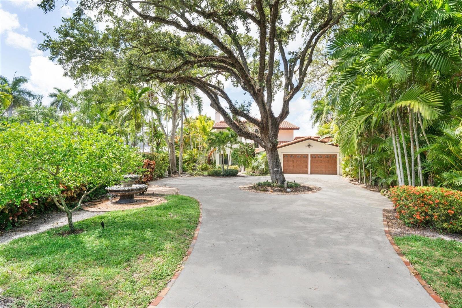 1001 Coconut Drive 1001 photo 6