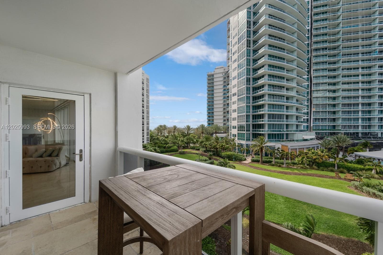 10275 Collins Ave 507 photo 18
