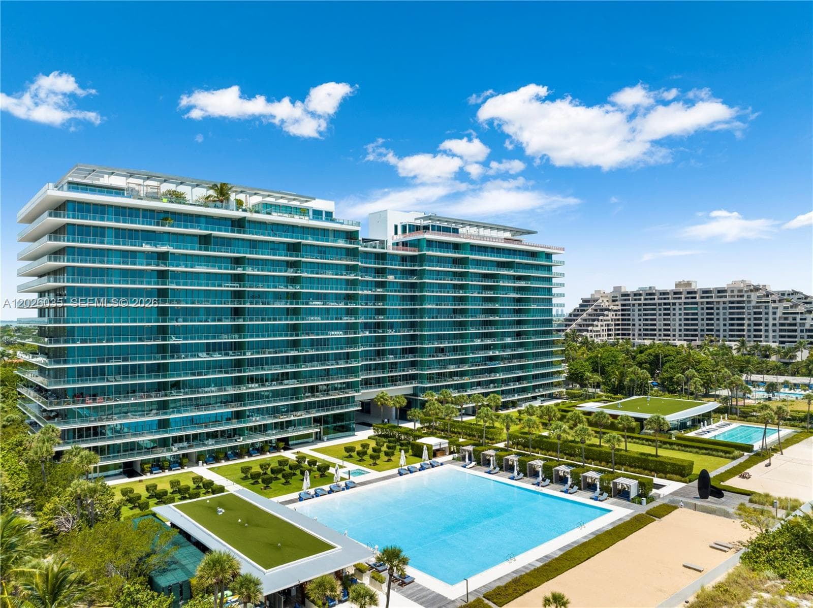 350 Ocean Dr 405N photo 1