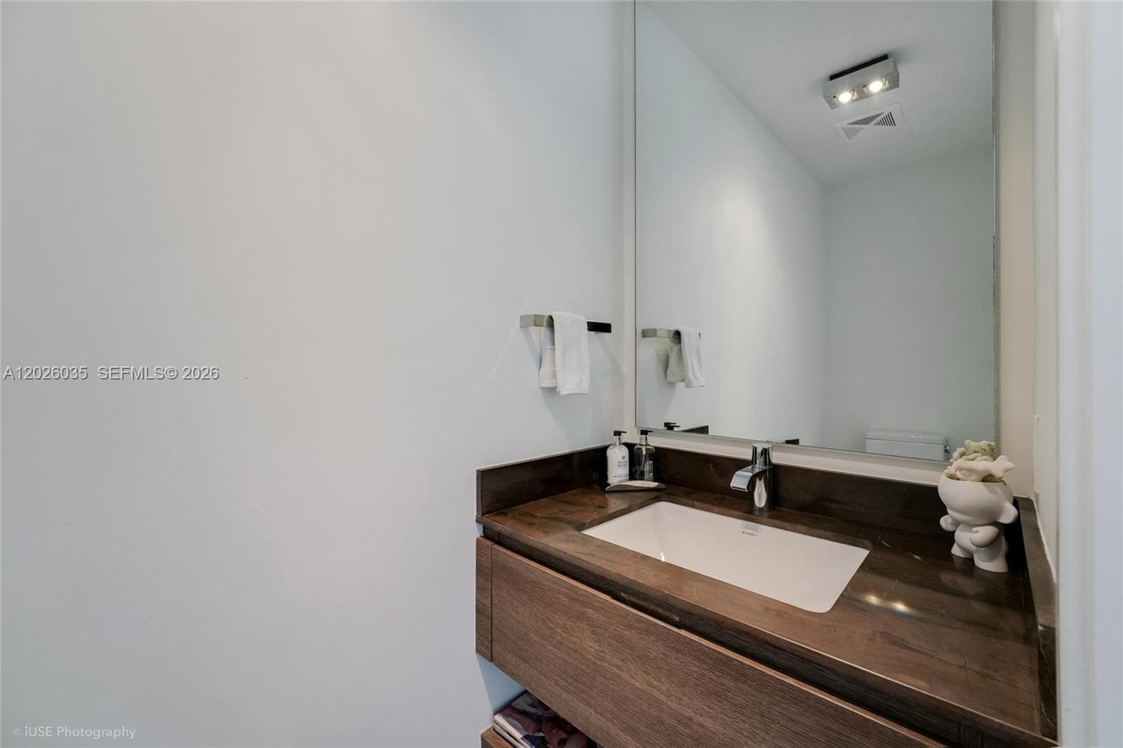 350 Ocean Dr 405N photo 18