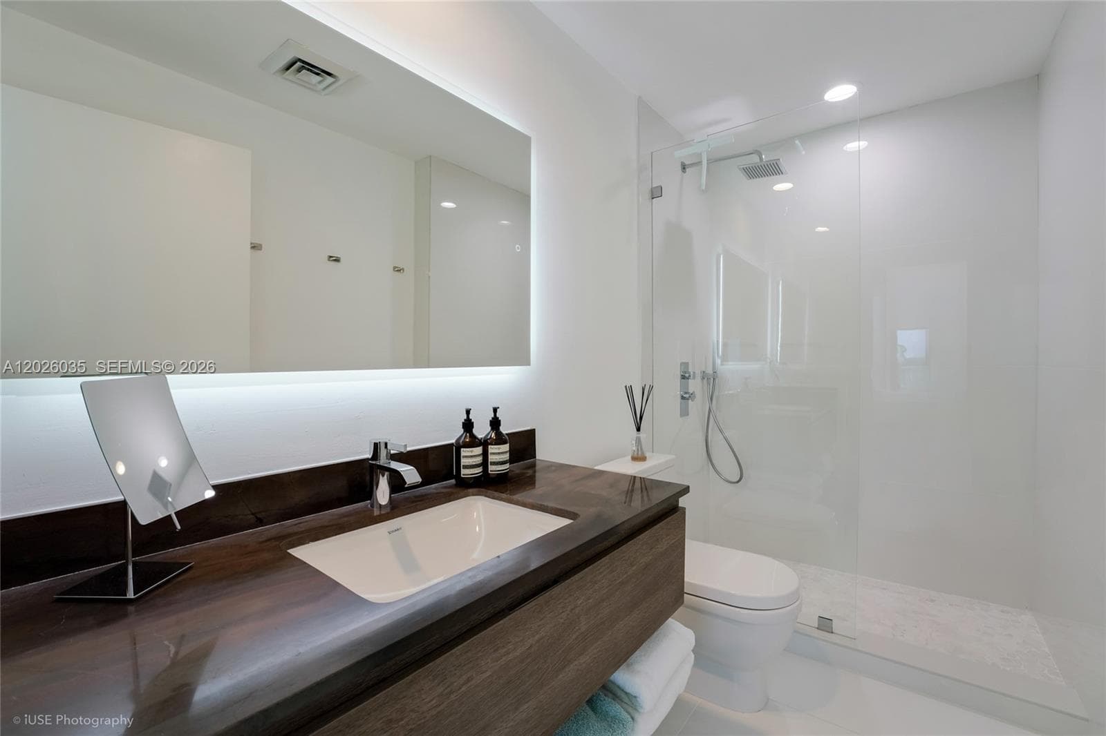 350 Ocean Dr 405N photo 21