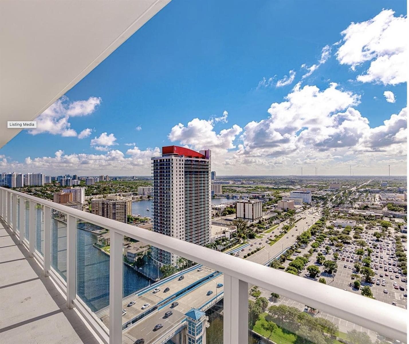 4010 S Ocean Drive R2404 photo 2