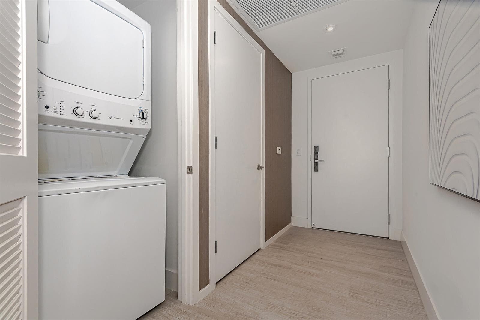 4010 S Ocean Drive R2404 photo 17