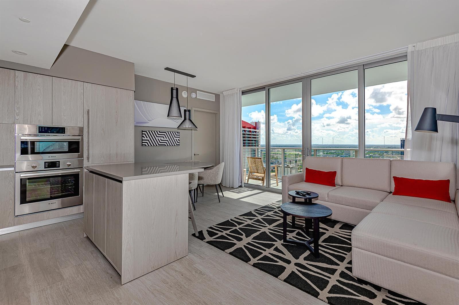 4010 S Ocean Drive R2404 photo 4